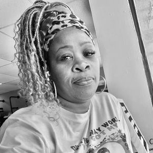 Meet your Posher, Charanda